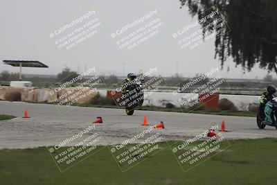 media/Nov-30-2025-TrackDaz (Sun) [[d8b22663df]]/Around the Pits/